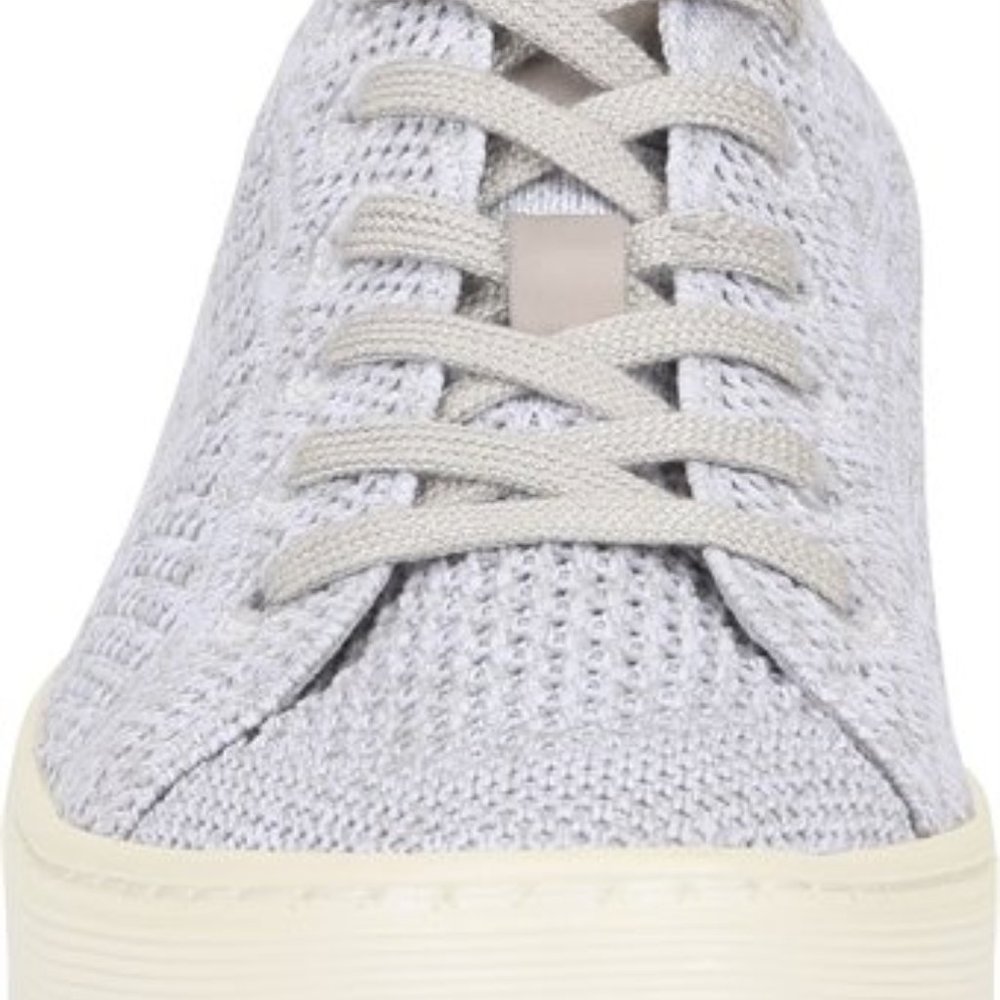 SOFFT Somers Knit Sneaker - Size 6.5 ( runs big )